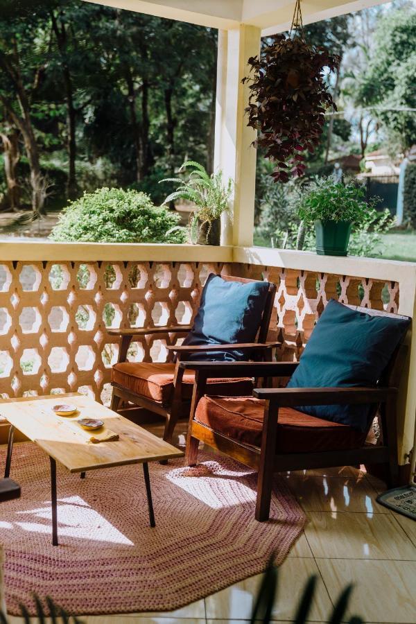 Mkoani Homestay Moshi Kültér fotó
