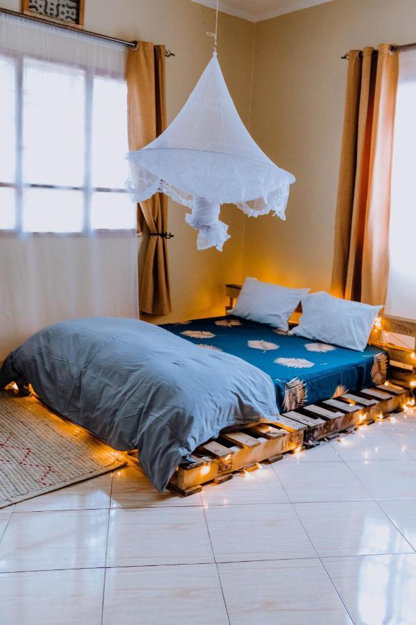 Mkoani Homestay Moshi Kültér fotó