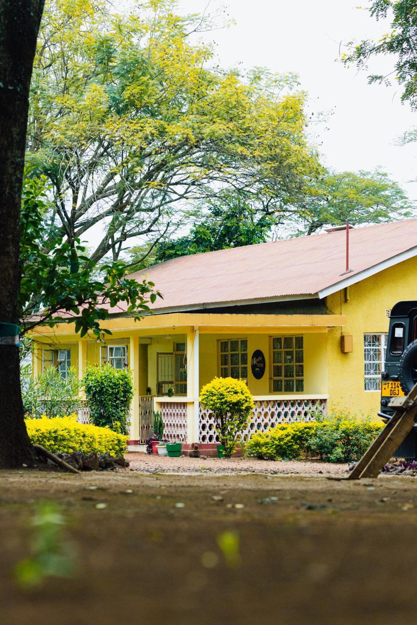Mkoani Homestay Moshi Kültér fotó